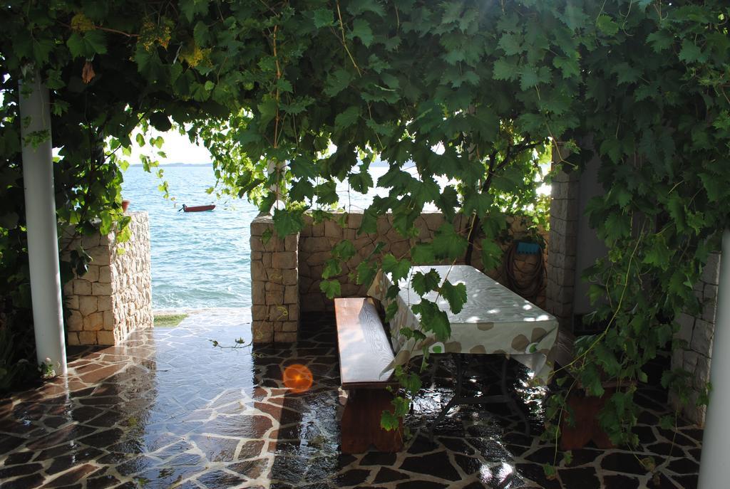 Apartment Cinthija Bibinje Bagian luar foto