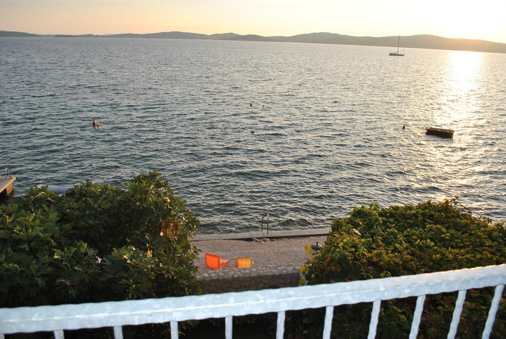 Apartment Cinthija Bibinje Bagian luar foto