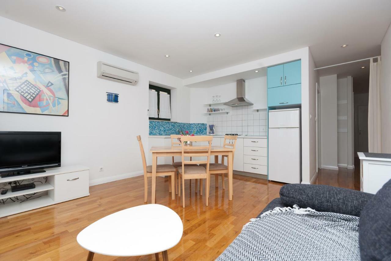 Apartment Cinthija Bibinje Bagian luar foto